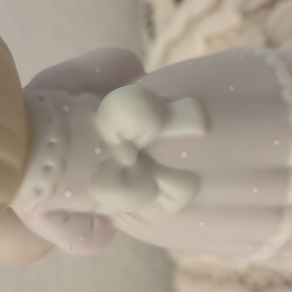 Precious Moments A Special Delivery 521493 - Picture 11 of 16